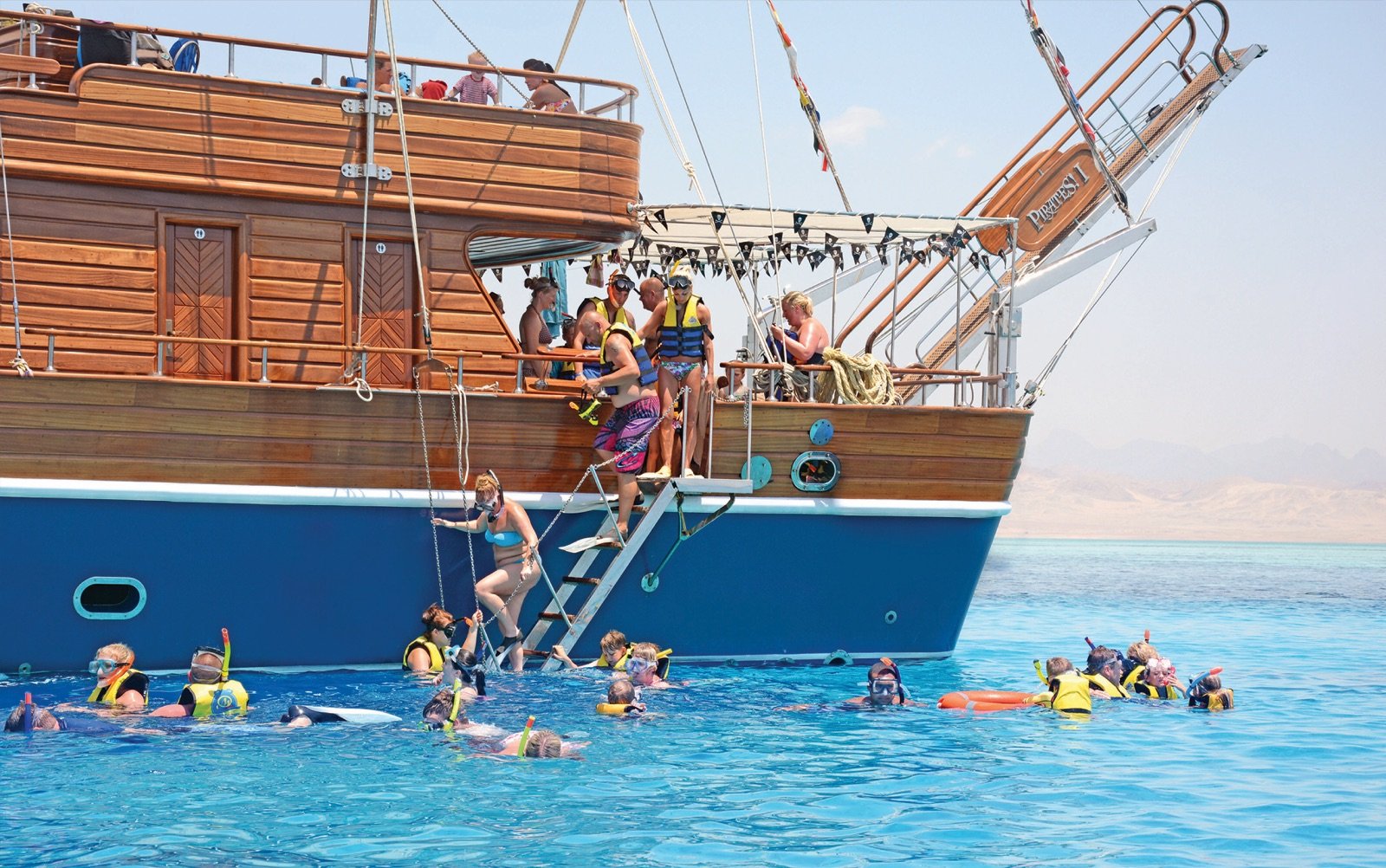 pirates-boat-trip-orange-bay-