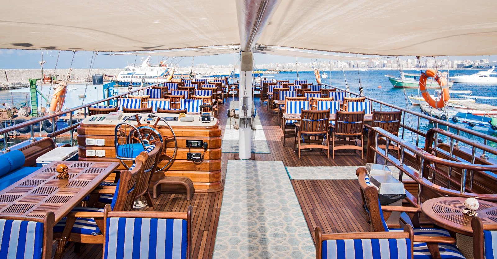 pirates-boat-trip-orange-bay-
