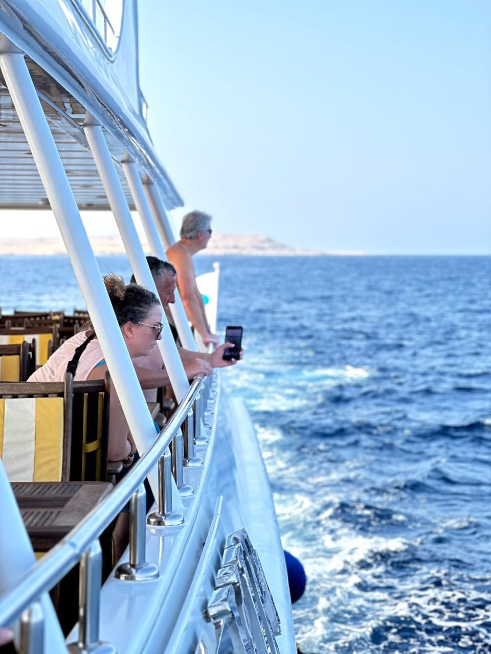 elite-vip-boat-premium-snorkelling-day-